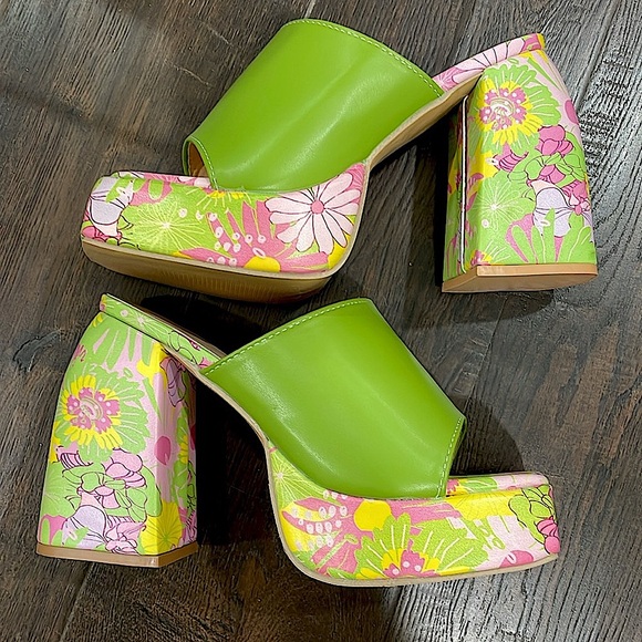 no brand Shoes - NWT Lime green patent floral platform 5” chunky heel mules  no brand all new 7.5